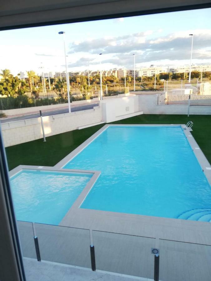 Amay 880 Nr 38 Lägenhet Torrevieja Exteriör bild